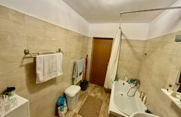 Apartament 4 camere, 74mp, 2 parcari, zona Florilor