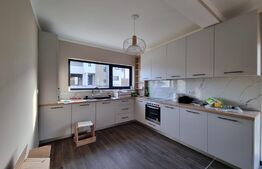 Casa individuala, 4 camere, 130mp utili, teren 408mp, Dezmir, ansamblu privat