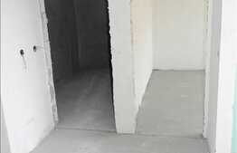 Vanzare 2 camere, 53 mp, cu balcon de 10 mp! Zona Sesul de Sus.