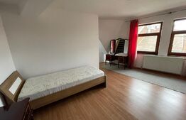 Apartament 3 camere, 80 mp, parcare, terasa, zona străzii Carpați 