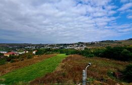 Casa unifamiliala in regim triplex, 5 camere, 195mp, teren 255mp, situata in Borhanci