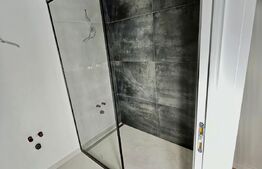 Apartament de 3 camere, 67 mp, etaj intermediar, finisat, zona VIVO