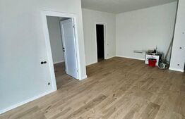 Apartament de 3 camere, 67 mp, etaj intermediar, finisat, zona VIVO