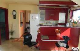 3 camere, 55 mp, A.C., 2 parcari, boxa, zona strazii Calea Borhanciului