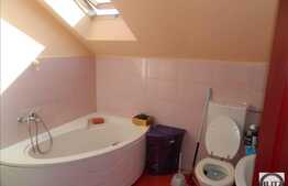 3 camere, 55 mp, A.C., 2 parcari, boxa, zona strazii Calea Borhanciului