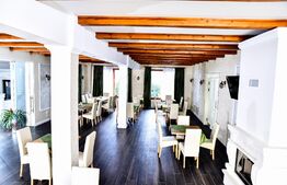 Proprietate HORECA cu sala de evenimente moderna,  intr-o oaza de liniste 