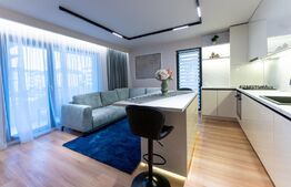 Ap 3 cam, 60 mp utili, terasa 27 mp, ultralux, parcare, zona centrala