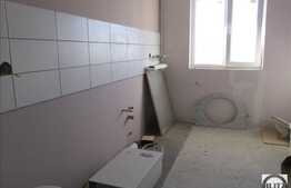 2 camere, 52 mp, balcon de 6 mp! Decomandat! Zona Terra! Partial finisat!