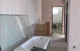 2 camere, 52 mp, balcon de 6 mp! Decomandat! Zona Terra! Partial finisat!