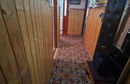 Apartament 2 camere Tractoru- insorit - bucatarie mare 50 mp- zona Coresi