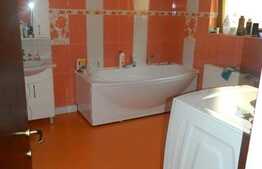 Penthouse 3 camere, 200 mp, terasa, zona strazii Bucuresti