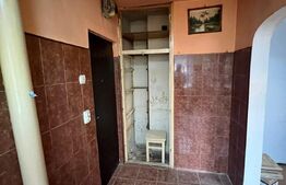 Apartament 2 camere, etaj intermediar, 35 mp, zona Parang 