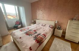 Apartament 3 camere,50 mp utili, zona Florilor