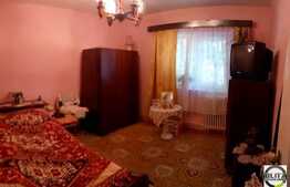 3 camere, 65 mp, boxa la subsol, decomandat, zona strazii Gheorghe Dima!