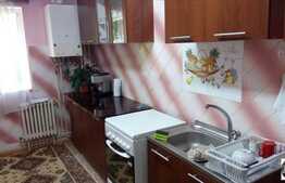 3 camere, 65 mp, boxa la subsol, decomandat, zona strazii Gheorghe Dima!