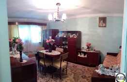 3 camere, 65 mp, boxa la subsol, decomandat, zona strazii Gheorghe Dima!