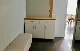 Apartament 3 camere, 2 bai, 66mp, etaj intermediar, parcare, zona Vivo