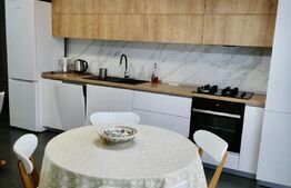 Apartament 3 camere, 2 bai, 66mp, etaj intermediar, parcare, zona Vivo
