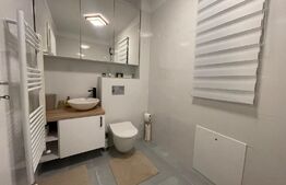 Apartament 2 camere,56 mp utili, 2 gradini, parcare, zona Cetatii!!