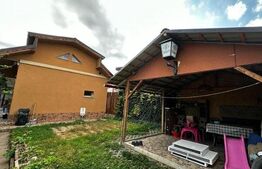 Casa la curte comuna, 90 mp, 306 mp teren, zona Farmec