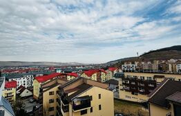 Apartament 3 camere cu CF, 2 bai, 65mp, parcare, zona Fagului 