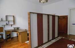 3 camere, 103 mp, garaj, zona strazii Horea