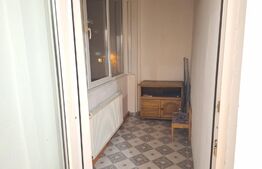 Apartament de vânzare, 3 camere în Astra