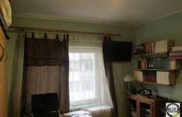 4 camera, 81 mp, 2 locuri parcare, boxa, zona strazii Arinilor