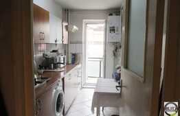 2 camere, 52 mp, decomandat, balcon, garaj, boxa, zona strazii Aleea Vidraru!