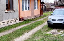 Casa 2 camere,50 mp utili + 154 mp teren, zona centrala Huedin