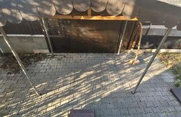 Apartament de 3 camere,54 mp utili, parcare, gradina, zona Subcetate