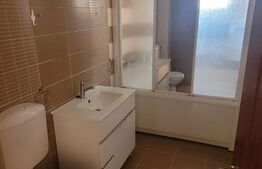 Apartament de 3 camere,54 mp utili, parcare, gradina, zona Subcetate