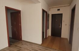 Apartament de 3 camere,54 mp utili, parcare, gradina, zona Subcetate
