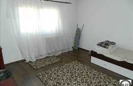 1 camera, 35 mp, mobilat dragut, strada Plopilor