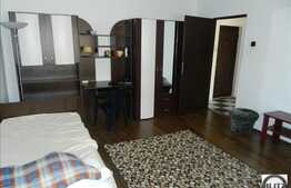 1 camera, 35 mp, mobilat dragut, strada Plopilor