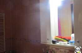 Apartament cu 4 camere, 64 mp, decomandat, balcon, zona strazii Mehedinti!