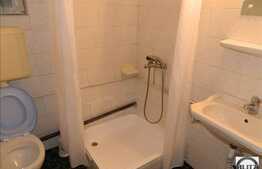 Apartament 1 camera, 42 mp, parcare, imobil de tip casa, zona UMF