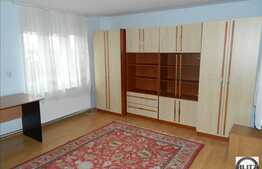 Apartament 1 camera, 42 mp, parcare, imobil de tip casa, zona UMF