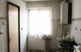 4 camere, decomandat, 80 mp utili, boxa la subsol, zona strazii Negoiu