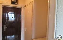 Garsoniera, 28 mp, decomandata, balcon, zona strazii Parang!