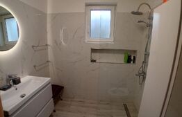 Apartament 3 camere , 73 mp utili, parcare, zona Florilor 