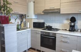 Apartamant 2 camere, 50 mp, parcare, zona Restaurantului Regal