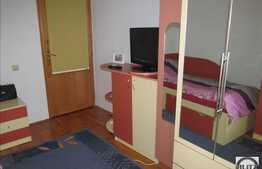 4 camere, 85 mp, decomandat, parcare, boxa, zona UMF