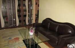 4 camere, 85 mp, decomandat, parcare, boxa, zona UMF