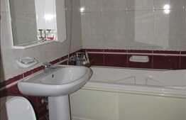 4 camere, 85 mp, decomandat, parcare, boxa, zona UMF