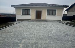 Casa individuala pe un nivel, 90 mp, 450 mp teren, Jucu de Sus  