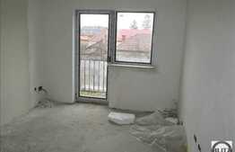 Apartament de vanzare, 111 mp, pe trei nivele, zona strazii Septimiu Albini!