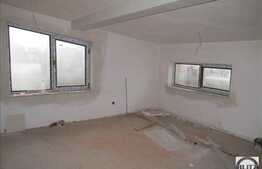 Apartament de vanzare, 111 mp, pe trei nivele, zona strazii Septimiu Albini!