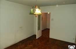 Apartament de vanzare cu 3 camere, zona Brancusi