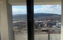 Apartament 3 camere ,74 mp utili, garaj,Baciu